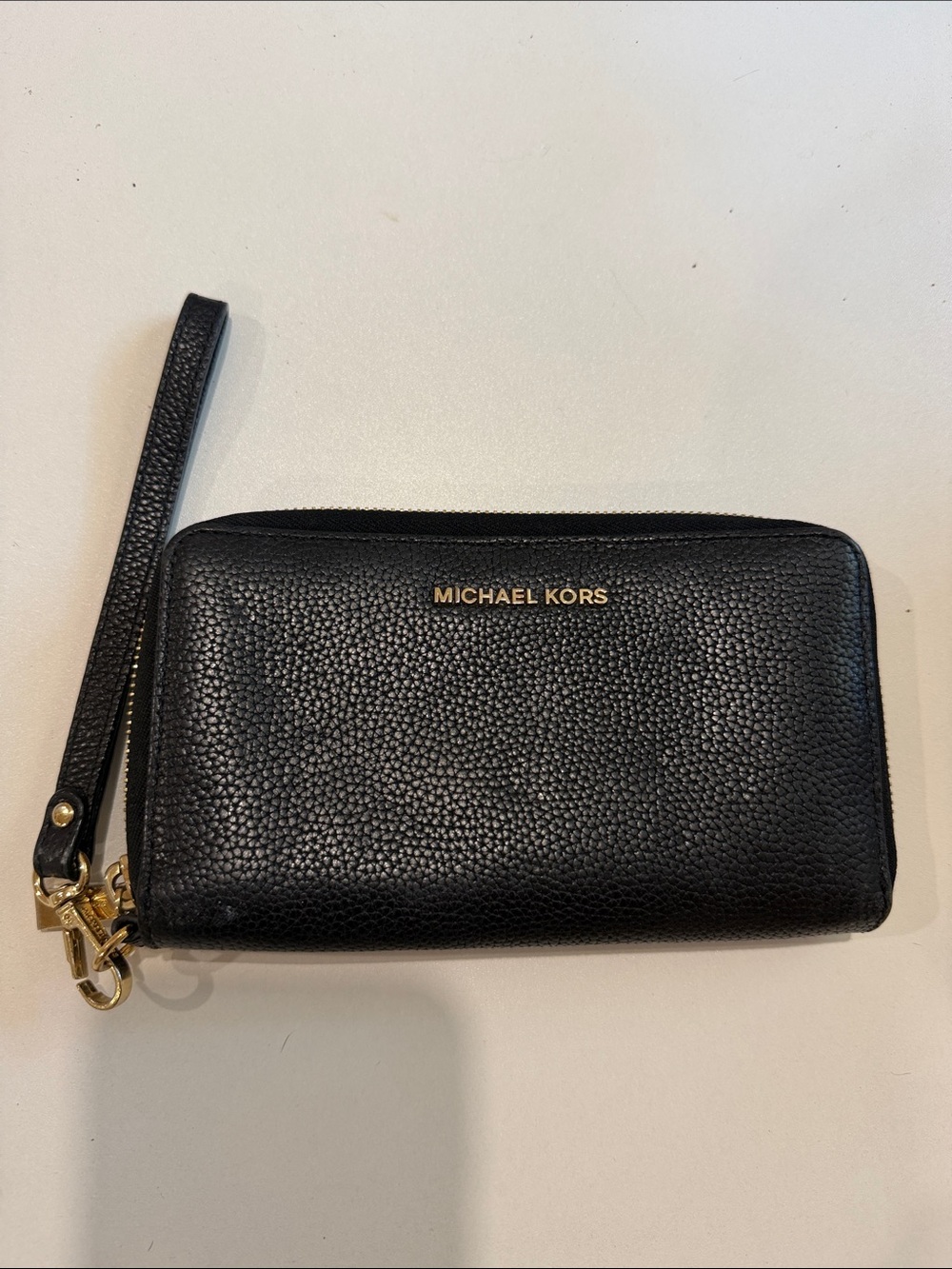 michael kors wristlet wallet